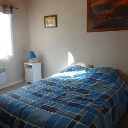 House Agreable Maison Studio Dans Propriete Idealement Placee Proche Plan D'eau Et Commerces La Pallice